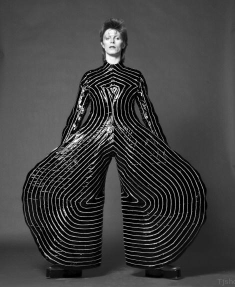 David Bowie in the Tokyo Pop bodysuit designed by Kansai Yamamoto, photograph by Masayoshi Sukita